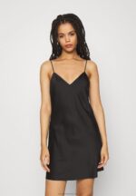 Z62T1044 Women Anna Field Simple Satin Nightie Nightie Black