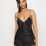 Z62T1068 Women Anna Field Simple Satin Short Set Pyjama Set Black