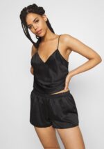 Z62T1068 Women Anna Field Simple Satin Short Set Pyjama Set Black - Image 4