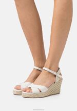 Z62T1470 Women Anna Field Platform Sandals Beige