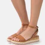 Z62T1471 Women Anna Field Platform Sandals Cognac