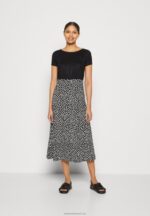 Z62T171 Women Anna Field Jersey Dress Black/White