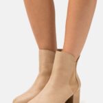 Z62T1892 Women Anna Field Classic Ankle Boots Beige