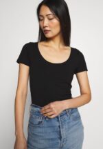 Z62T273 Women Anna Field 3 Pack Basic T-Shirt Black - Image 5