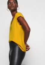 Z62T279 Women Anna Field Basic T-Shirt Golden Yellow - Image 4