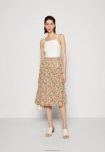 Z62T492 Women Anna Field Top Off-White - Image 2