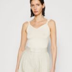 Z62T493 Women Anna Field Top Off-White