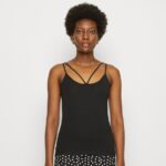 Z62T494 Women Anna Field Top Black