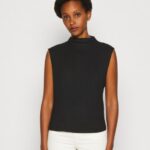 Z62T502 Women Anna Field Top Black