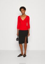 Z62T529 Women Anna Field Long Sleeved Top Red - Image 2