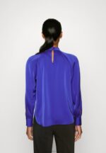 Z62T549 Women Anna Field Long Sleeved Top Blue - Image 3