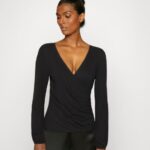 Z62T554 Women Anna Field Long Sleeved Top Black