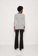Z62T575 Women Anna Field Long Sleeved Top White/Black - Image 3