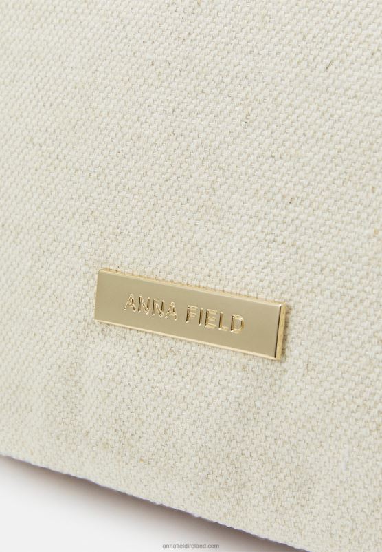 Z62T2372 Women Anna Field Handbag Cognac