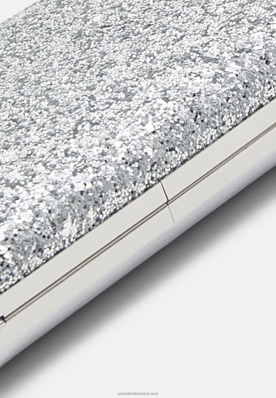 Z62T2404 Women Anna Field Clutch Silver