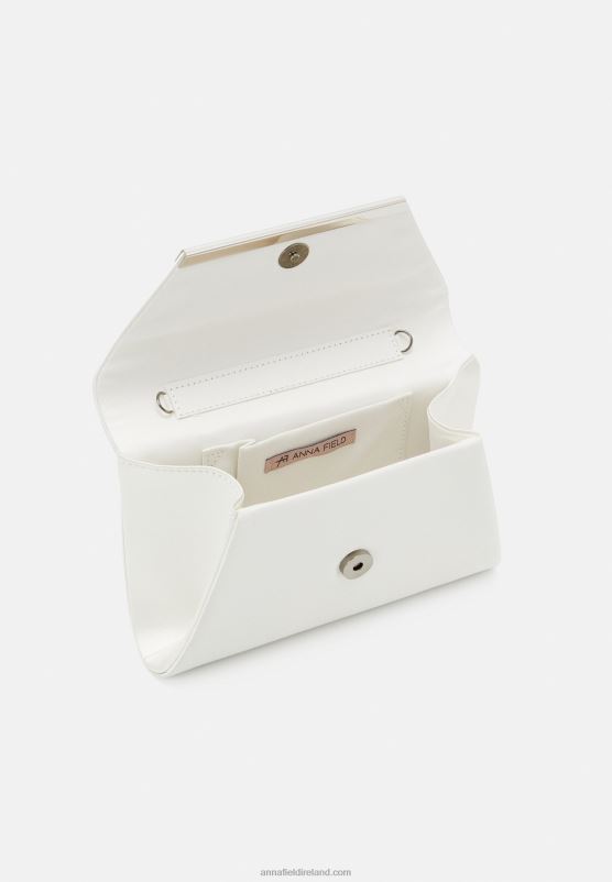 Z62T2409 Women Anna Field Clutch White