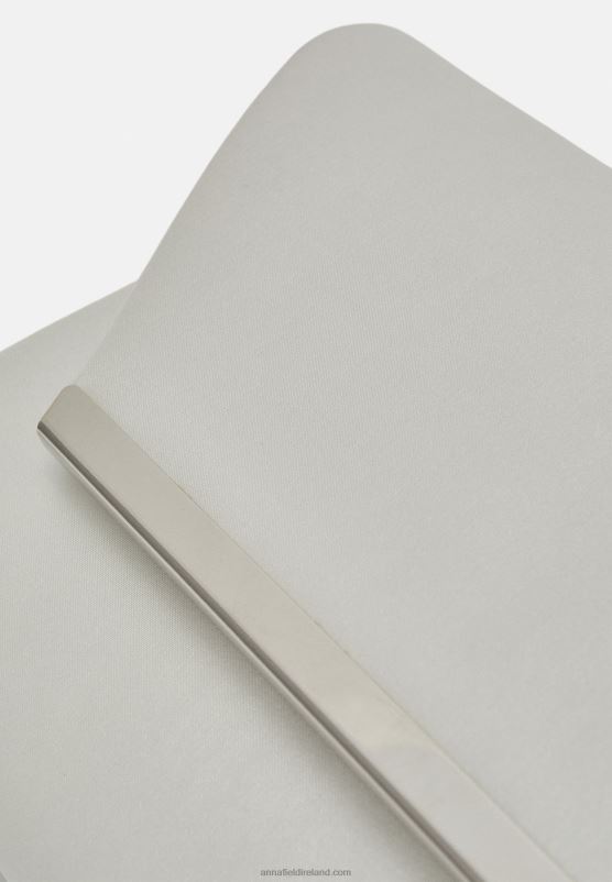 Z62T2409 Women Anna Field Clutch White