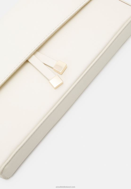 Z62T2428 Women Anna Field Clutch Off-White