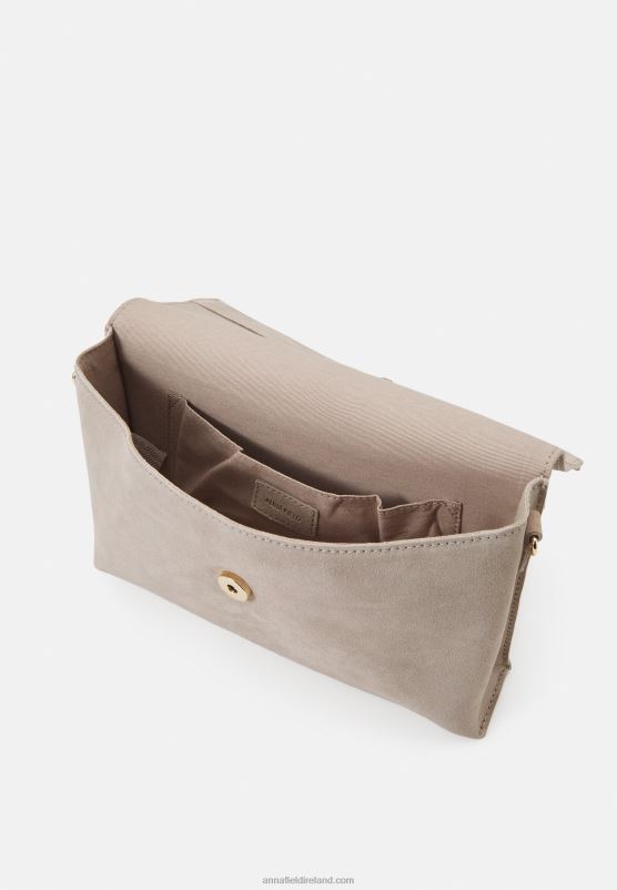 Z62T2445 Women Anna Field Clutch Taupe