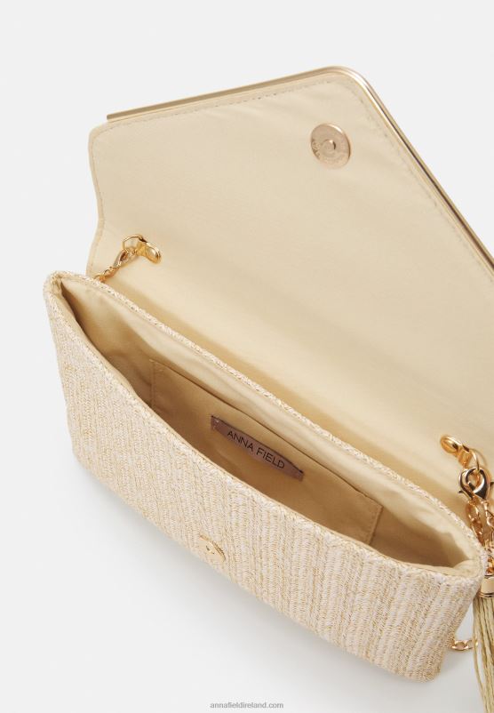 Z62T2450 Women Anna Field Clutch Beige