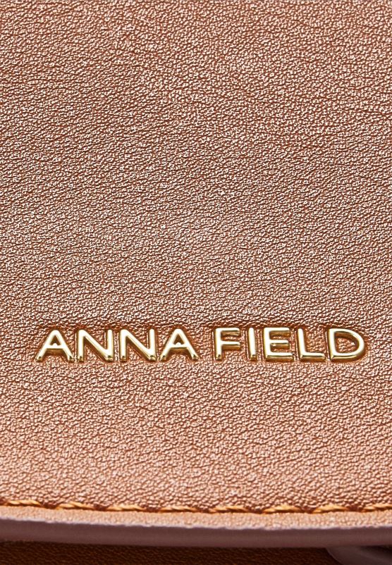 Z62T2600 Women Anna Field Rucksack Brown