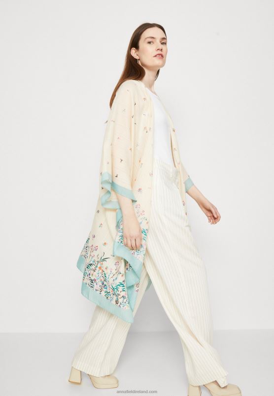 Z62T724 Women Anna Field Cape Yellow