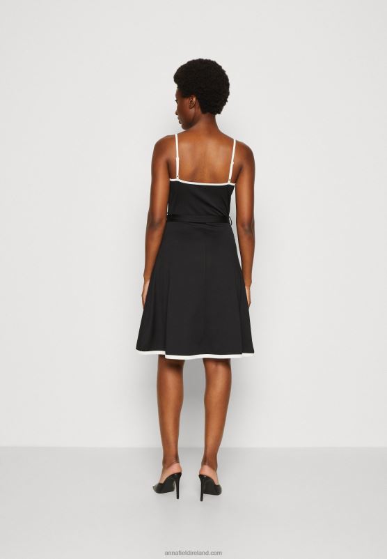 Z62T115 Women Anna Field Jersey Dress Black/White