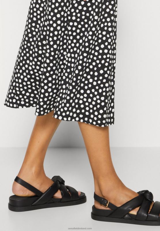 Z62T171 Women Anna Field Jersey Dress Black/White