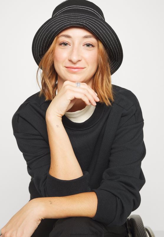 Z62T765 Women Anna Field Sweatshirt Black