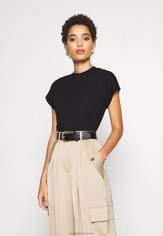 Z62T244 Women Anna Field Basic T-Shirt Black