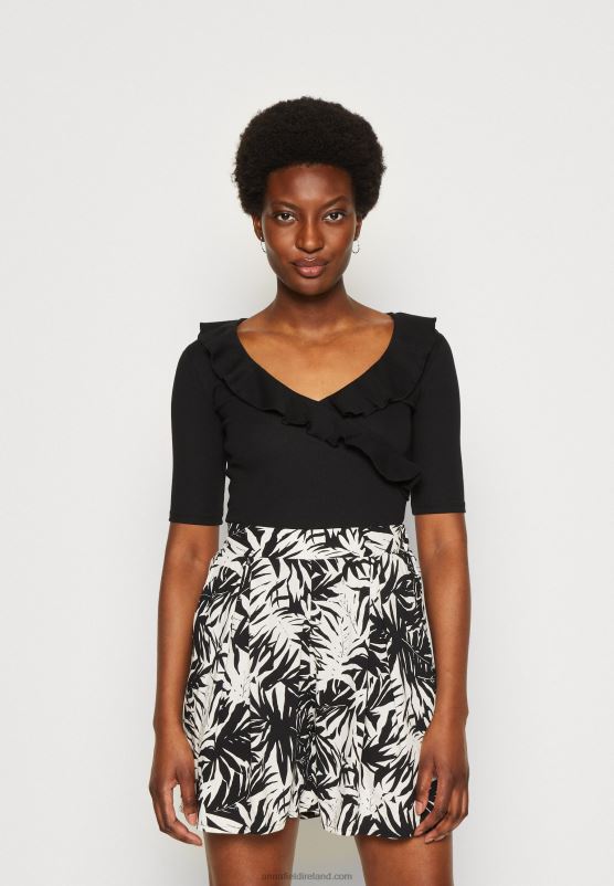 Z62T268 Women Anna Field Print T-Shirt Black