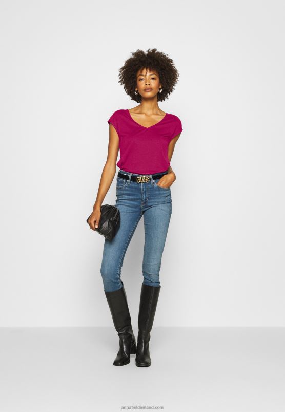 Z62T290 Women Anna Field Basic T-Shirt Berry