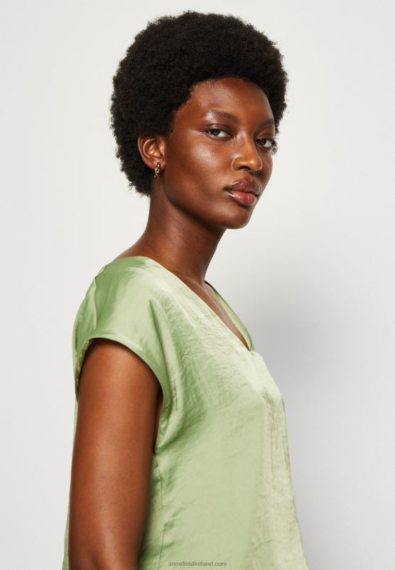 Z62T315 Women Anna Field Basic T-Shirt Olive