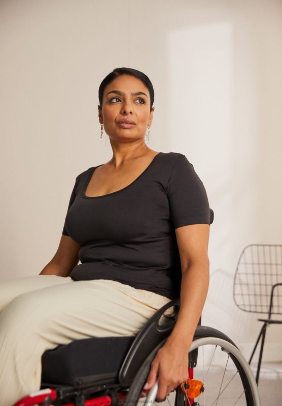 Z62T374 Women Anna Field Basic T-Shirt Black