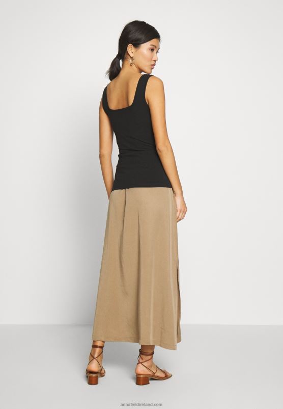 Z62T384 Women Anna Field Top Black