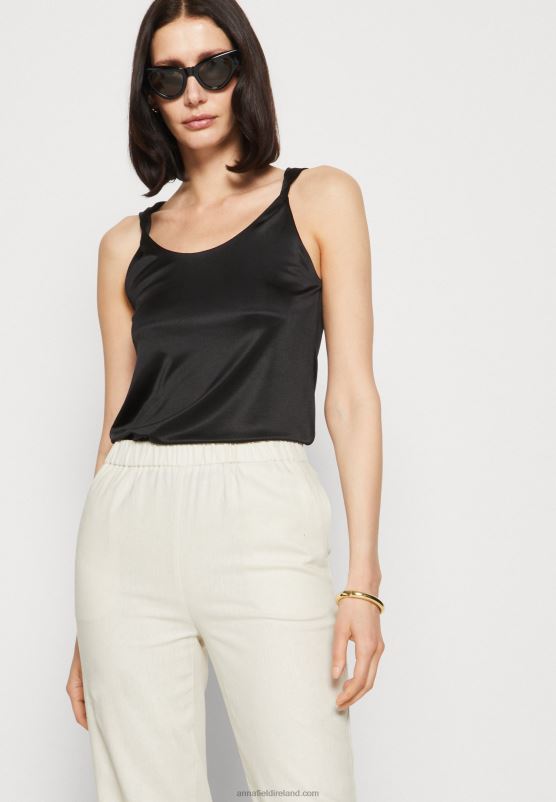 Z62T453 Women Anna Field Top Black