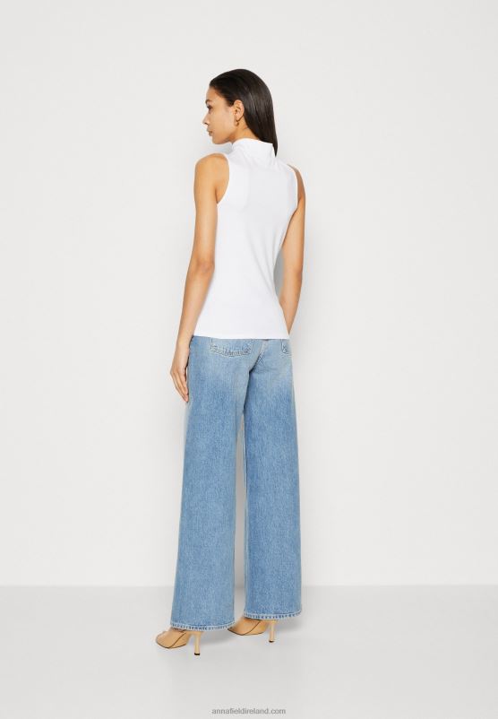 Z62T465 Women Anna Field Top White