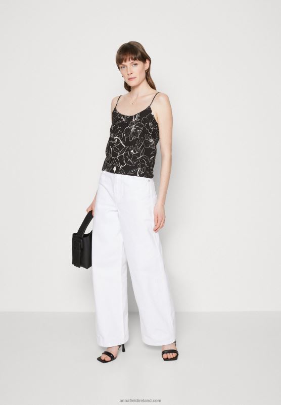 Z62T477 Women Anna Field Top Black/White