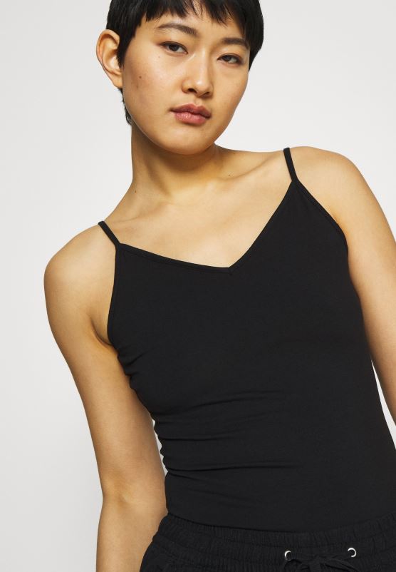 Z62T485 Women Anna Field 5 Pack Top Black