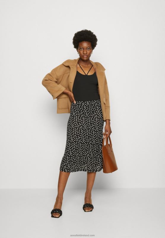 Z62T494 Women Anna Field Top Black