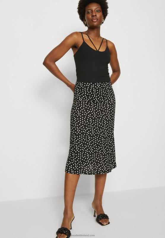 Z62T494 Women Anna Field Top Black