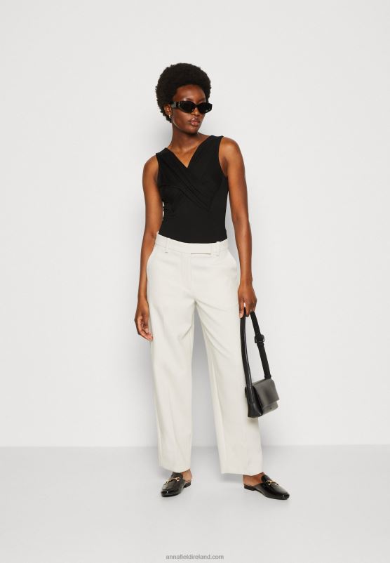 Z62T498 Women Anna Field Top Black