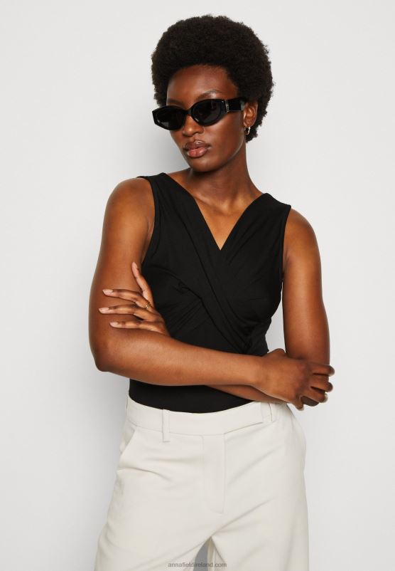 Z62T498 Women Anna Field Top Black