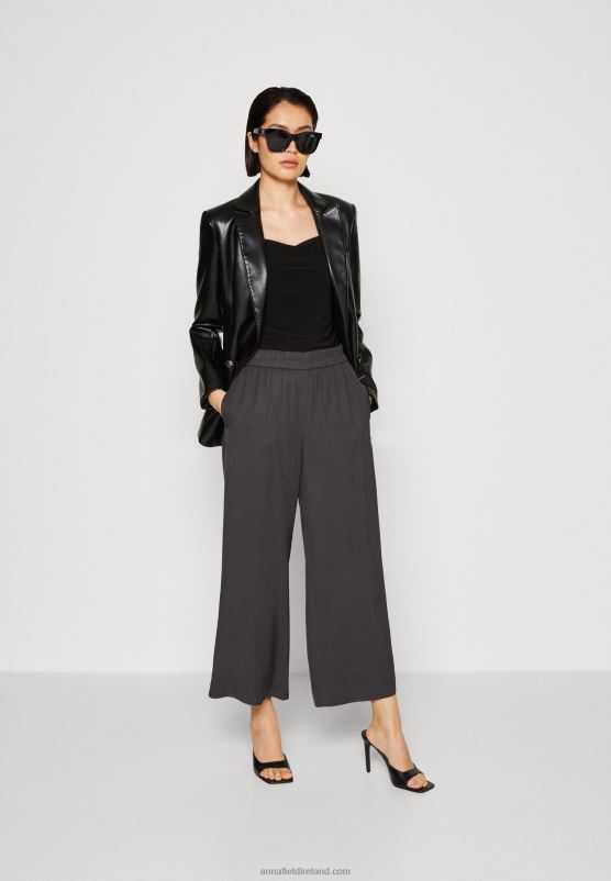 Z62T500 Women Anna Field Top Black