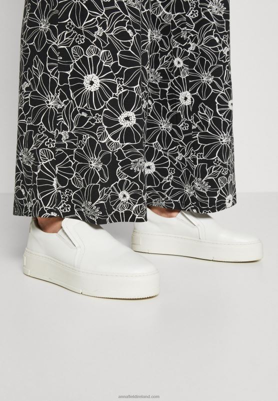 Z62T624 Women Anna Field Trousers Black/White