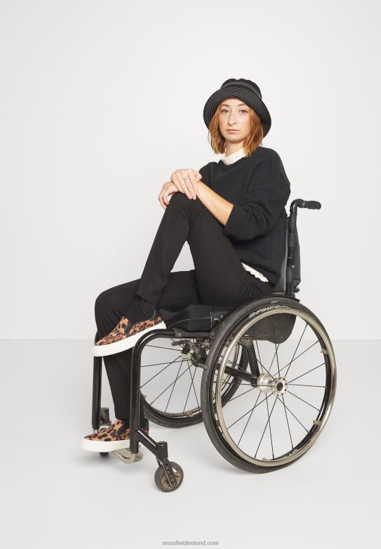 Z62T639 Women Anna Field Trousers Black