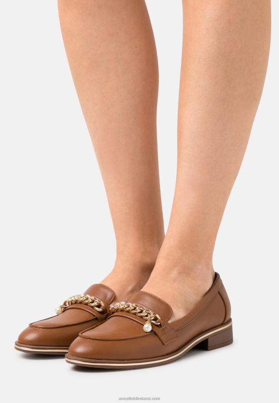 Z62T1811 Women Anna Field Slip-Ons Cognac