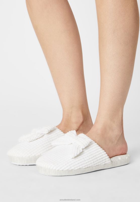 Z62T2279 Women Anna Field Slippers White