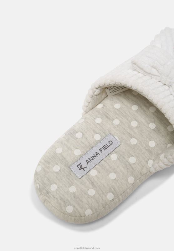 Z62T2279 Women Anna Field Slippers White